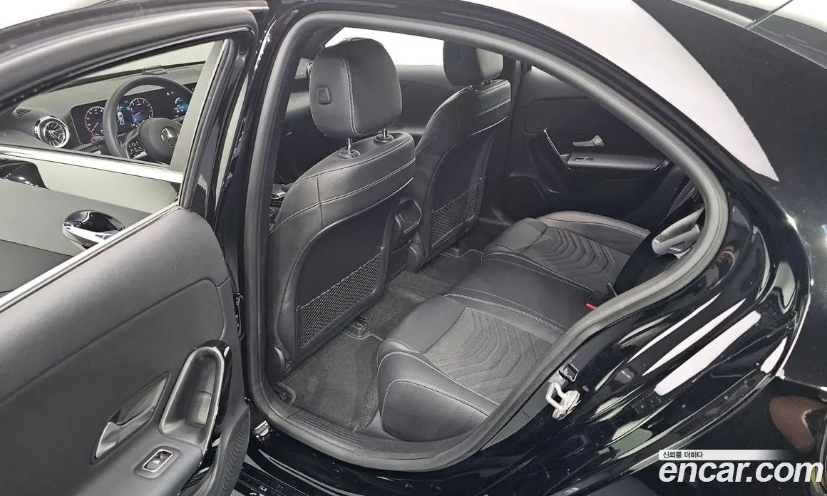 Mercedes-Benz A-Class 2020 2.0 автомат (гидро), фото 16 Mercedes-Benz A-Class 2020 2.0 автомат (гидро), фото 16