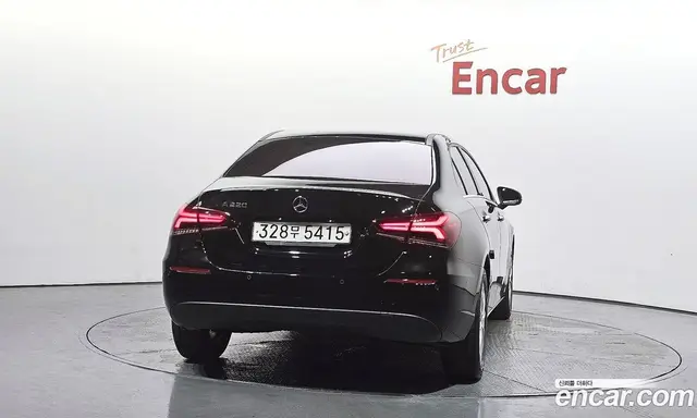 Mercedes-Benz A-Class 2020 2.0 автомат (гидро), миниатюра 4 Mercedes-Benz A-Class 2020 2.0 автомат (гидро), миниатюра 4