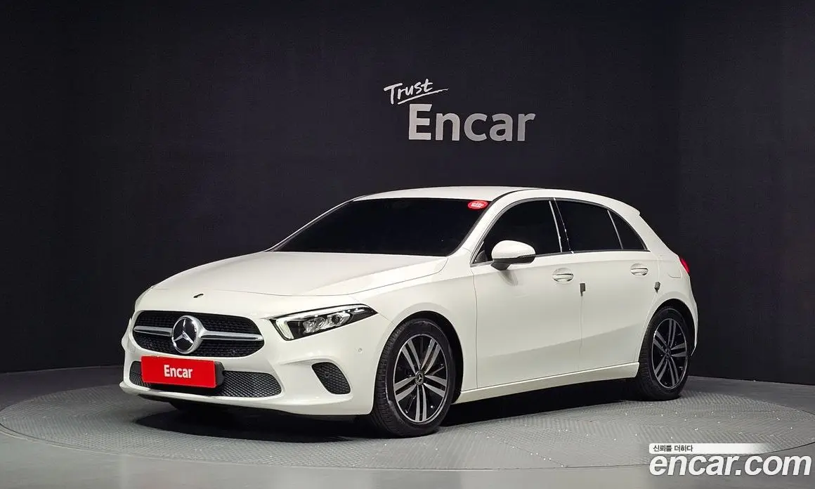 Mercedes-Benz A-Class 2021 2.0 автомат (гидро), фото 1 Mercedes-Benz A-Class 2021 2.0 автомат (гидро), фото 1