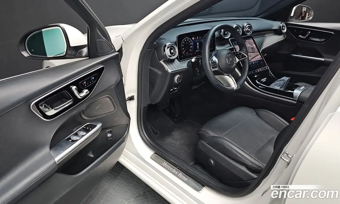 Mercedes-Benz C-Class 2022 2.0 автомат (гидро), фото 17 Mercedes-Benz C-Class 2022 2.0 автомат (гидро), фото 17