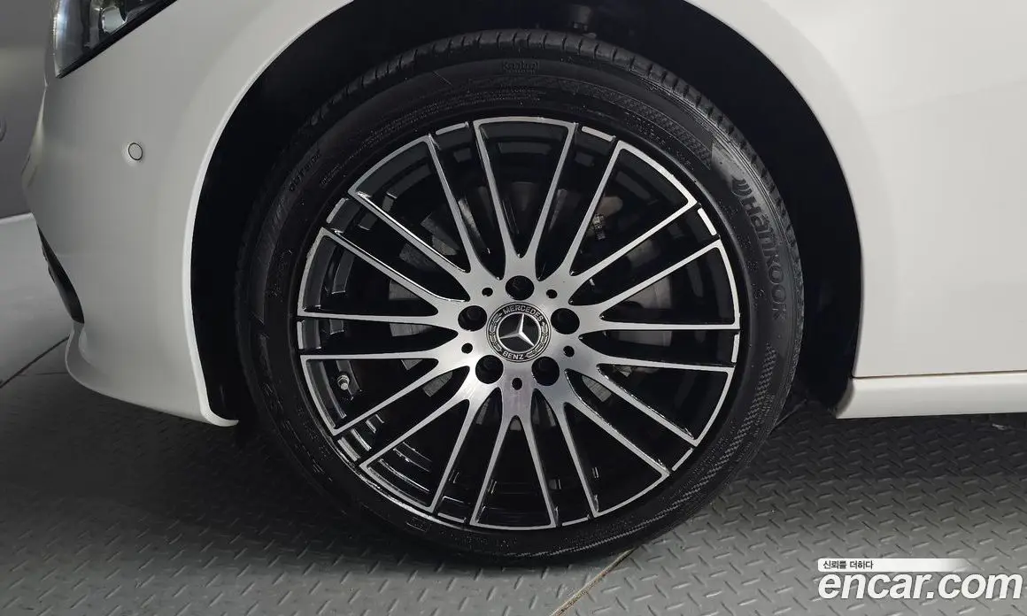 Mercedes-Benz C-Class 2022 2.0 автомат (гидро), фото 5 Mercedes-Benz C-Class 2022 2.0 автомат (гидро), фото 5