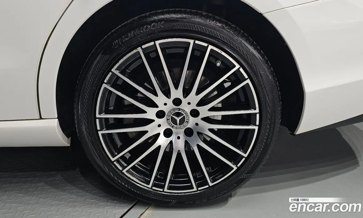 Mercedes-Benz C-Class 2022 2.0 автомат (гидро), фото 7 Mercedes-Benz C-Class 2022 2.0 автомат (гидро), фото 7