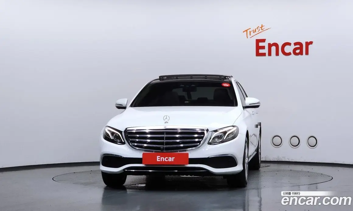 Mercedes-Benz E-Class 2017 2.0 автомат (гидро), фото 3