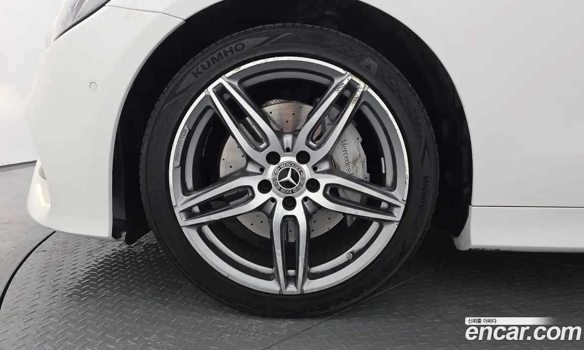 Mercedes-Benz E-Class 2018 1.9 автомат (гидро), фото 5 Mercedes-Benz E-Class 2018 1.9 автомат (гидро), фото 5