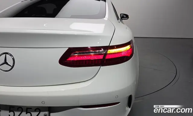 Mercedes-Benz E-Class 2018 1.9 автомат (гидро), миниатюра 9 Mercedes-Benz E-Class 2018 1.9 автомат (гидро), миниатюра 9