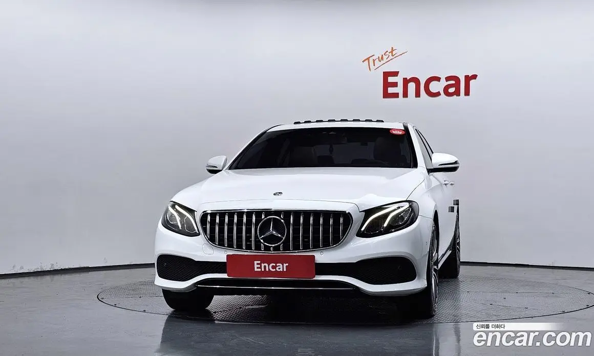 Mercedes-Benz E-Class 2018 2.0 автомат (гидро), фото 3 Mercedes-Benz E-Class 2018 2.0 автомат (гидро), фото 3