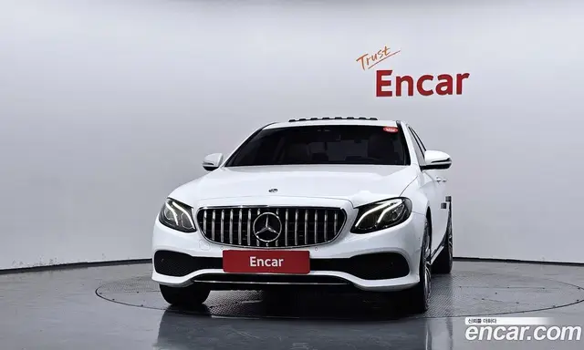 Mercedes-Benz E-Class 2018 2.0 автомат (гидро), миниатюра 3 Mercedes-Benz E-Class 2018 2.0 автомат (гидро), миниатюра 3
