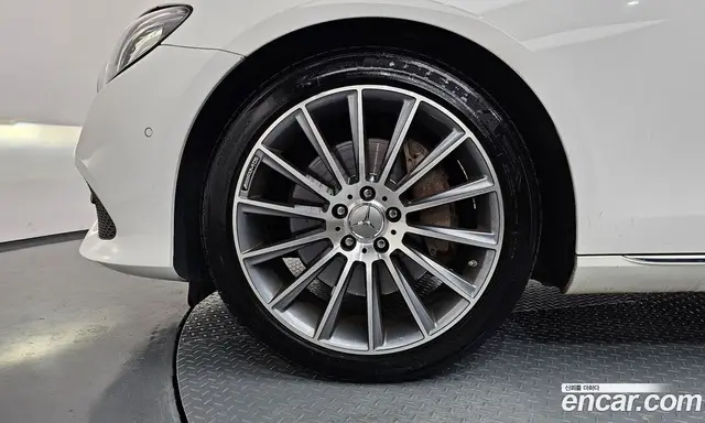 Mercedes-Benz E-Class 2018 2.0 автомат (гидро), миниатюра 5 Mercedes-Benz E-Class 2018 2.0 автомат (гидро), миниатюра 5