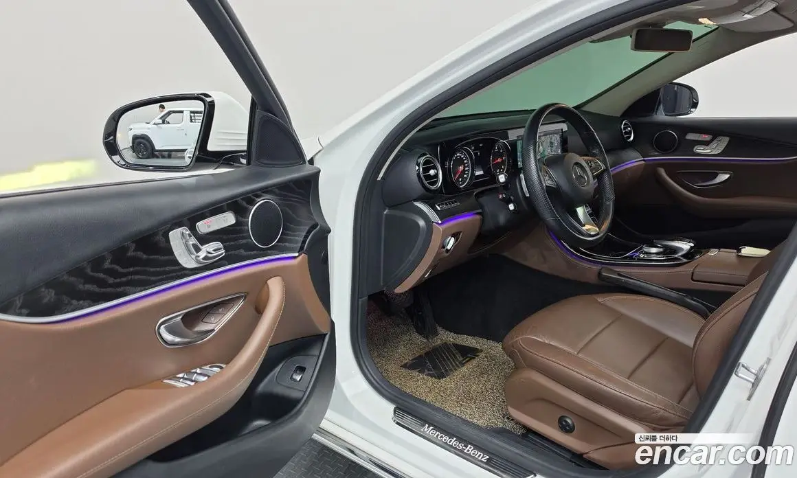 Mercedes-Benz E-Class 2018 1.9 автомат (гидро), фото 13 Mercedes-Benz E-Class 2018 1.9 автомат (гидро), фото 13