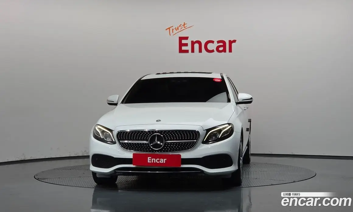 Mercedes-Benz E-Class 2018 1.9 автомат (гидро), фото 3 Mercedes-Benz E-Class 2018 1.9 автомат (гидро), фото 3