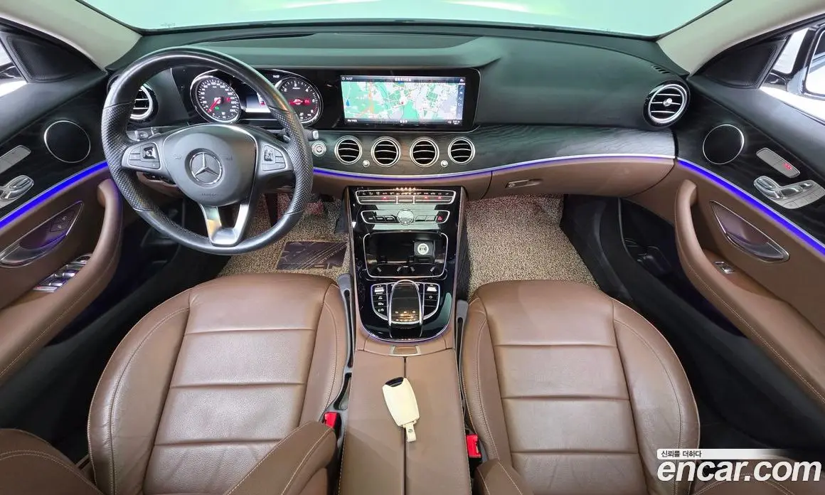 Mercedes-Benz E-Class 2018 1.9 автомат (гидро), фото 10 Mercedes-Benz E-Class 2018 1.9 автомат (гидро), фото 10