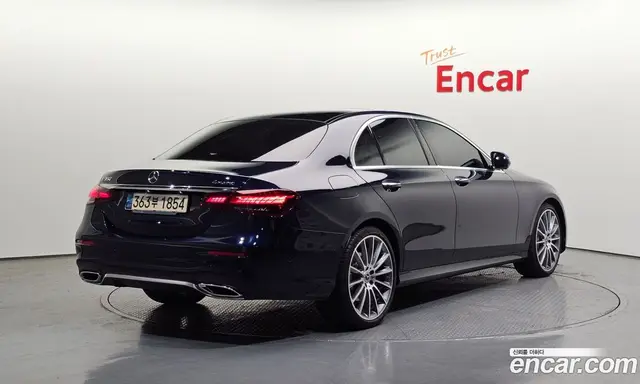 Mercedes-Benz E-Class 2020 2.0 автомат (гидро), миниатюра 2