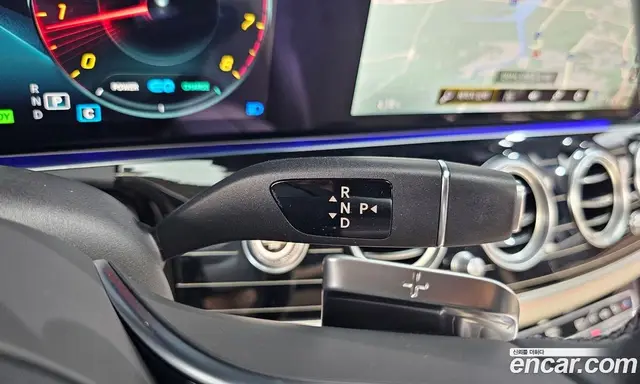 Mercedes-Benz E-Class 2021 3.0 автомат (гидро), миниатюра 12
