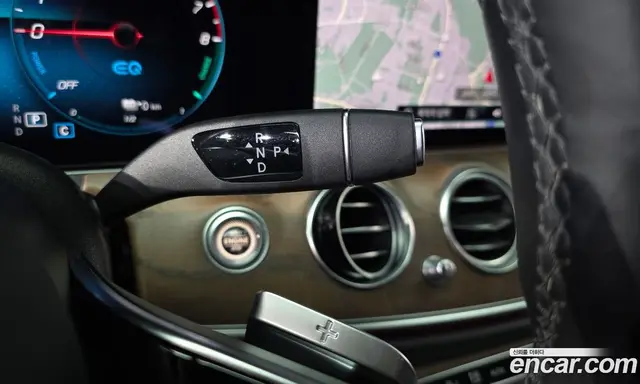 Mercedes-Benz E-Class 2021 2.0 автомат (гидро), миниатюра 12