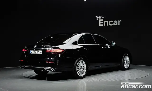 Mercedes-Benz E-Class, 2022, 33 787 км