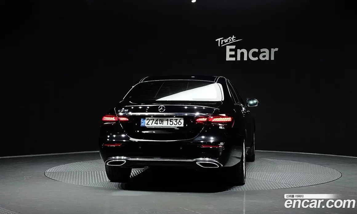 Mercedes-Benz E-Class 2022 2.0 автомат (гидро), фото 3