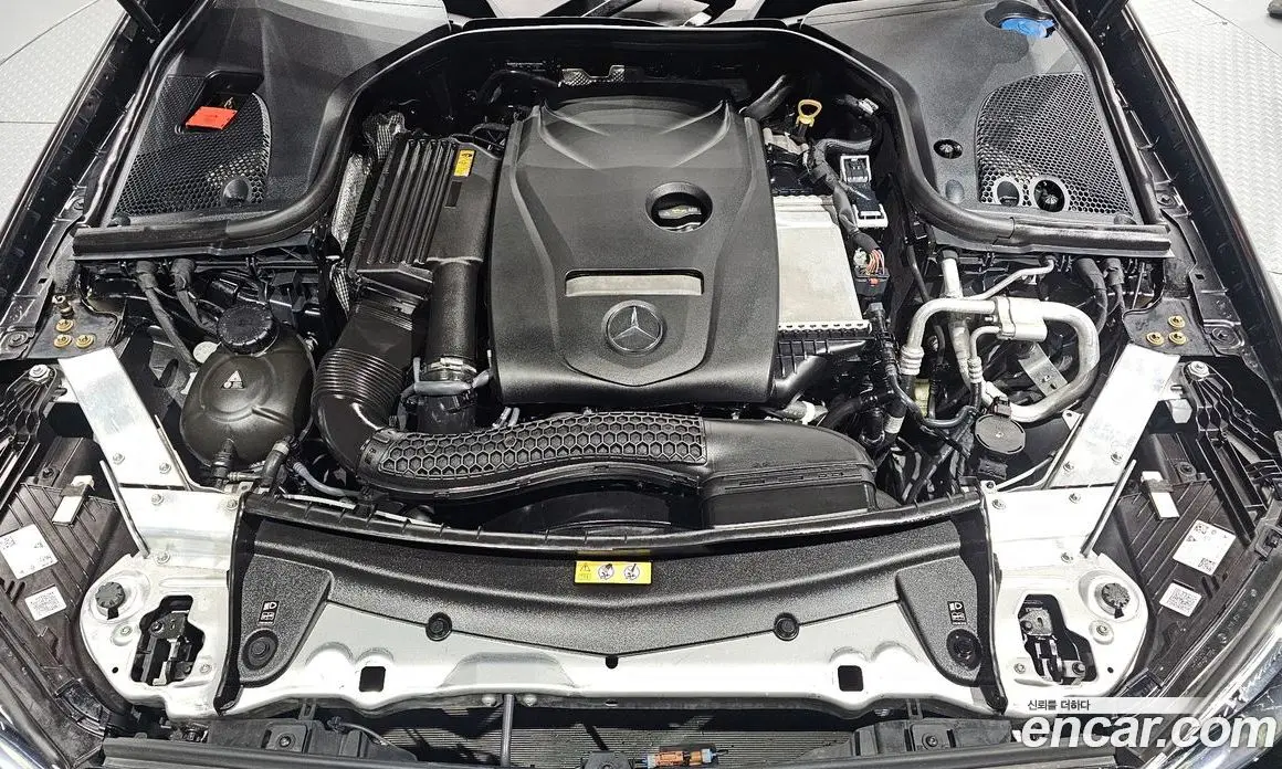 Mercedes-Benz E-Class 2022 2.0 автомат (гидро), фото 5