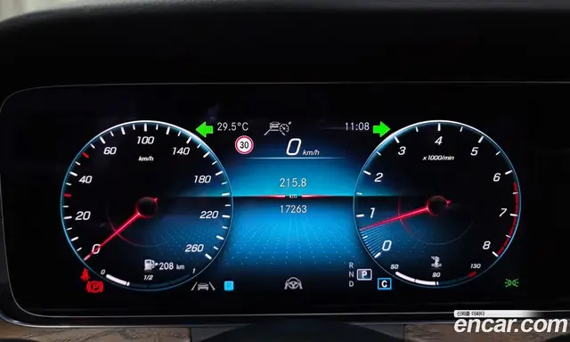 Mercedes-Benz E-Class 2023 2.0 автомат (гидро), миниатюра 11