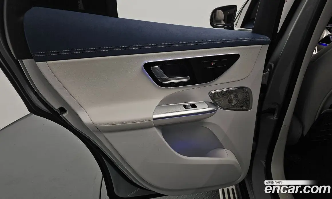 Mercedes-Benz EQE 2023 0.3 автомат (гидро), фото 15