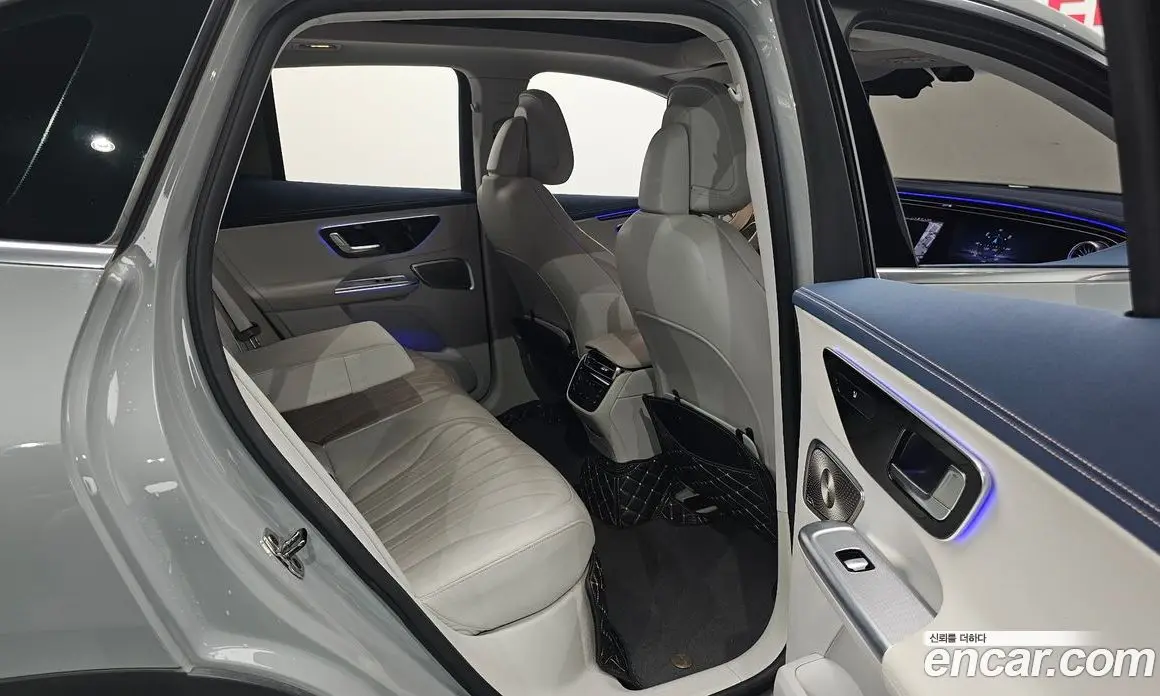 Mercedes-Benz EQE 2023 0.3 автомат (гидро), фото 16