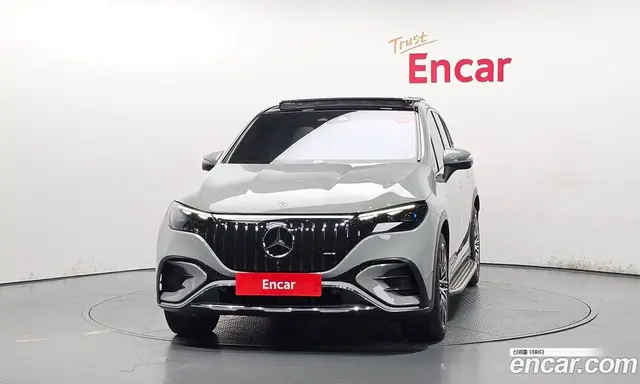 Mercedes-Benz EQE 2023 0.3 автомат (гидро), миниатюра 3