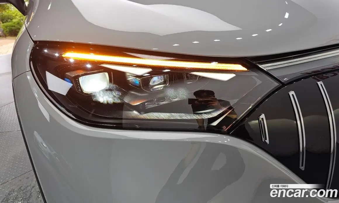 Mercedes-Benz EQE 2023 0.3 автомат (гидро), фото 8