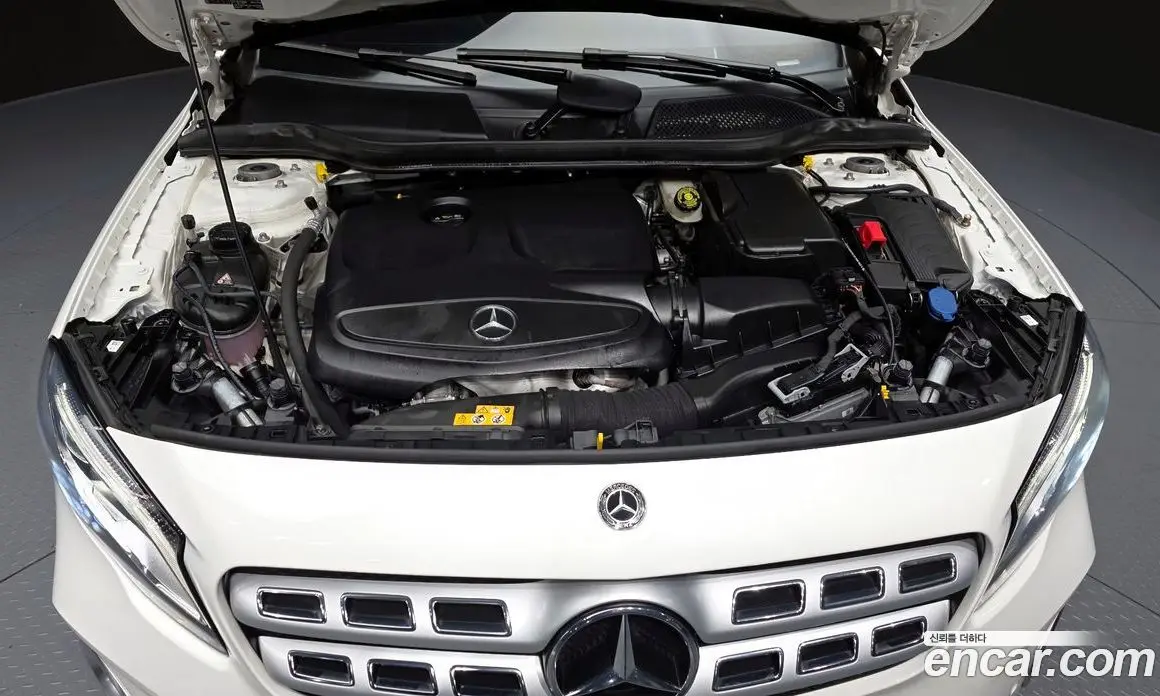 Mercedes-Benz GLA-Class 2018 2.0 автомат (гидро), фото 6