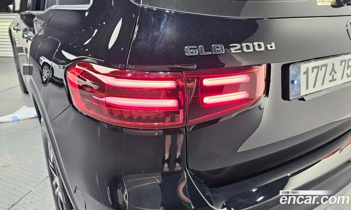 Mercedes-Benz GLB-Class 2024 1.9 автомат (гидро), фото 8 Mercedes-Benz GLB-Class 2024 1.9 автомат (гидро), фото 8