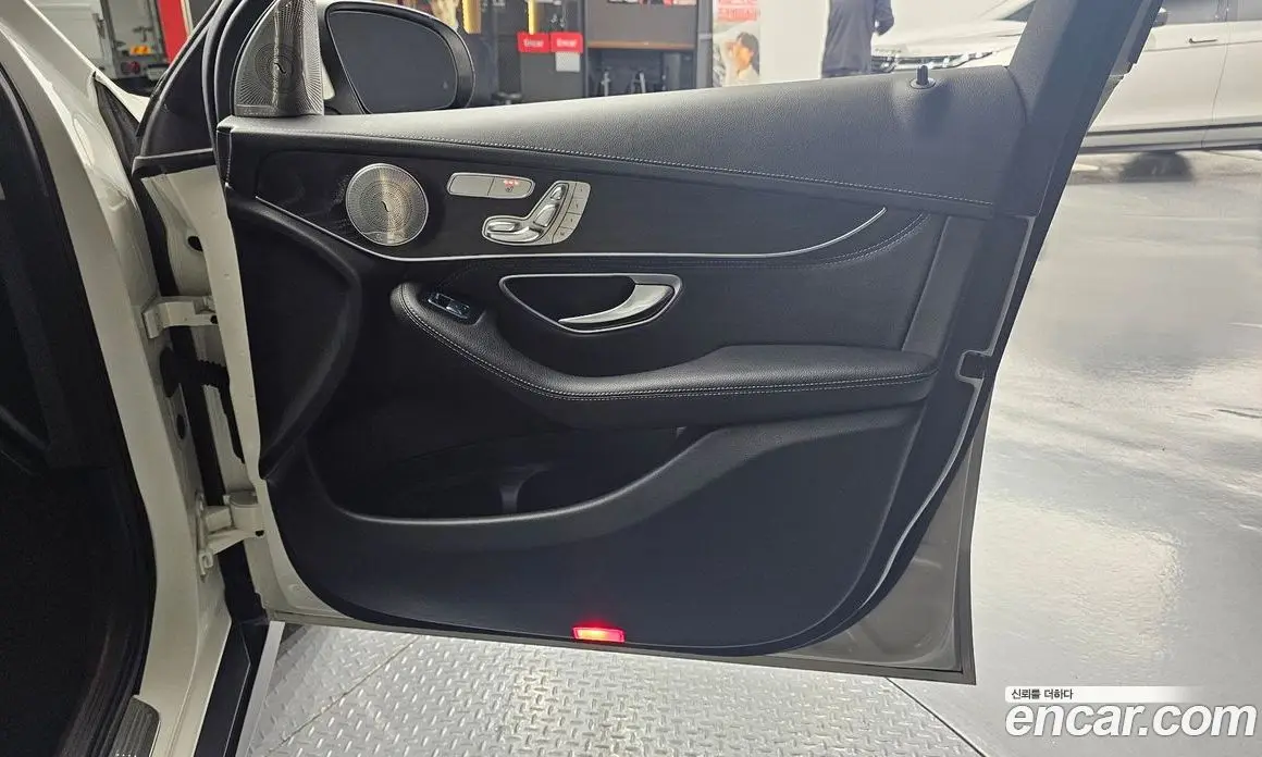 Mercedes-Benz GLC-Class 2018 2.1 автомат (гидро), фото 15