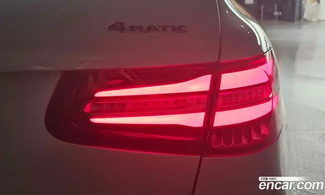Mercedes-Benz GLC-Class 2018 2.1 автомат (гидро), миниатюра 9
