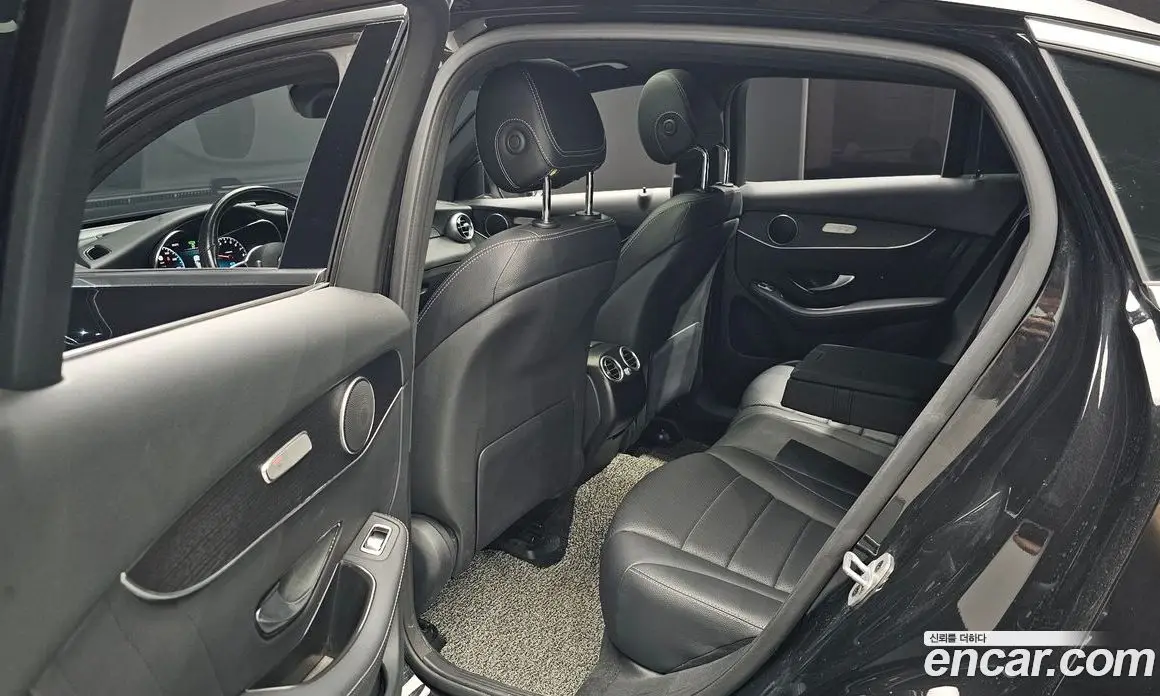 Mercedes-Benz GLC-Class 2021 2.0 автомат (гидро), фото 17