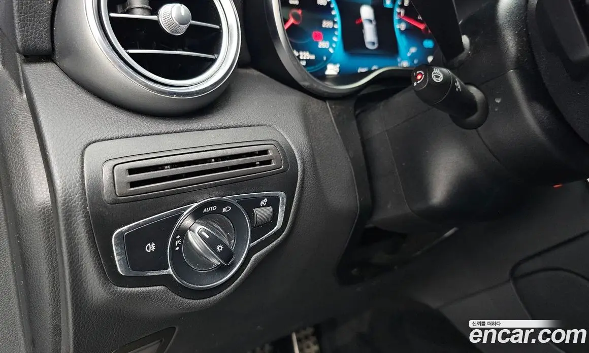Mercedes-Benz GLC-Class 2021 2.0 автомат (гидро), фото 19