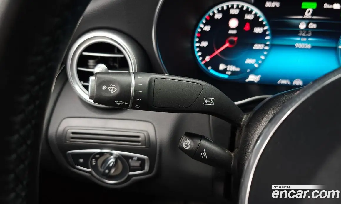 Mercedes-Benz GLC-Class 2021 2.0 автомат (гидро), фото 20