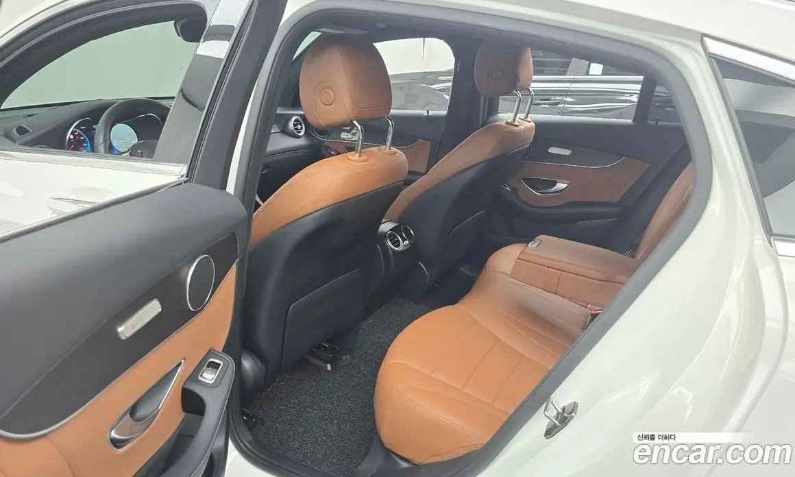 Mercedes-Benz GLC-Class 2021 2.0 автомат (гидро), фото 18 Mercedes-Benz GLC-Class 2021 2.0 автомат (гидро), фото 18