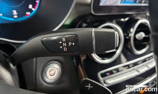 Mercedes-Benz GLC-Class 2022 1.9 автомат (гидро), миниатюра 12