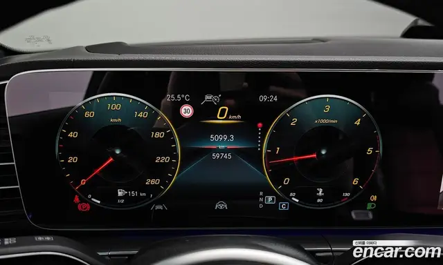 Mercedes-Benz GLE-Class 2023 2.9 автомат (гидро), миниатюра 11