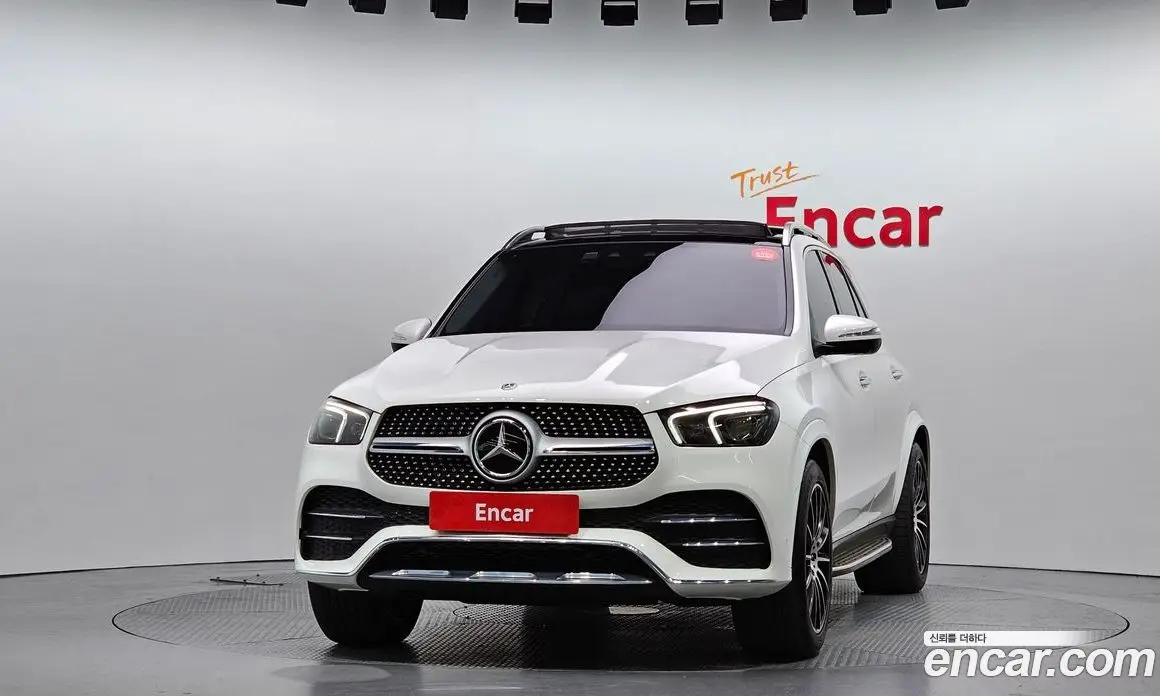 Mercedes-Benz GLE-Class 2023 3.0 автомат (гидро), фото 3