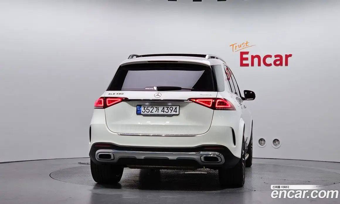 Mercedes-Benz GLE-Class 2023 3.0 автомат (гидро), фото 4