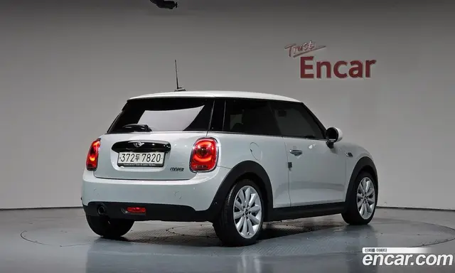 Mini Cooper, 2017, 69 695 км