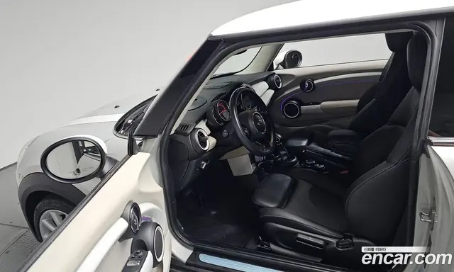Mini Cooper 2017 1.5 автомат (гидро), миниатюра 12