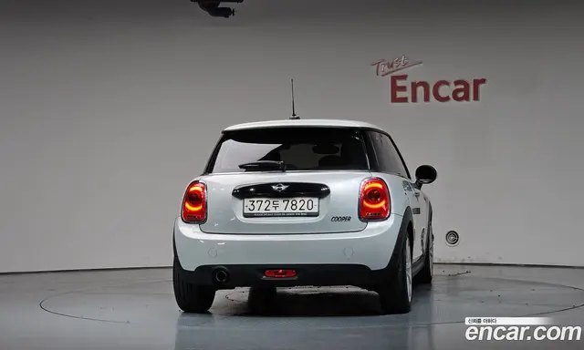 Mini Cooper 2017 1.5 автомат (гидро), миниатюра 3