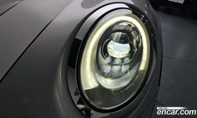Mini Cooper 2017 1.5 автомат (гидро), миниатюра 7