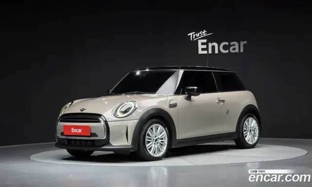 Mini Cooper, 2022, 84 280 км