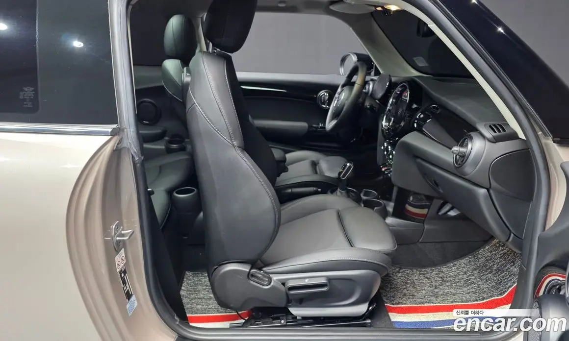 Mini Cooper 2022 1.5 автомат (гидро), фото 17 Mini Cooper 2022 1.5 автомат (гидро), фото 17