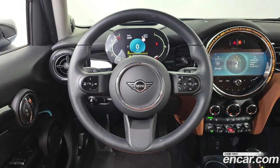 Mini Cooper 2023 2.0 автомат (гидро), фото 13