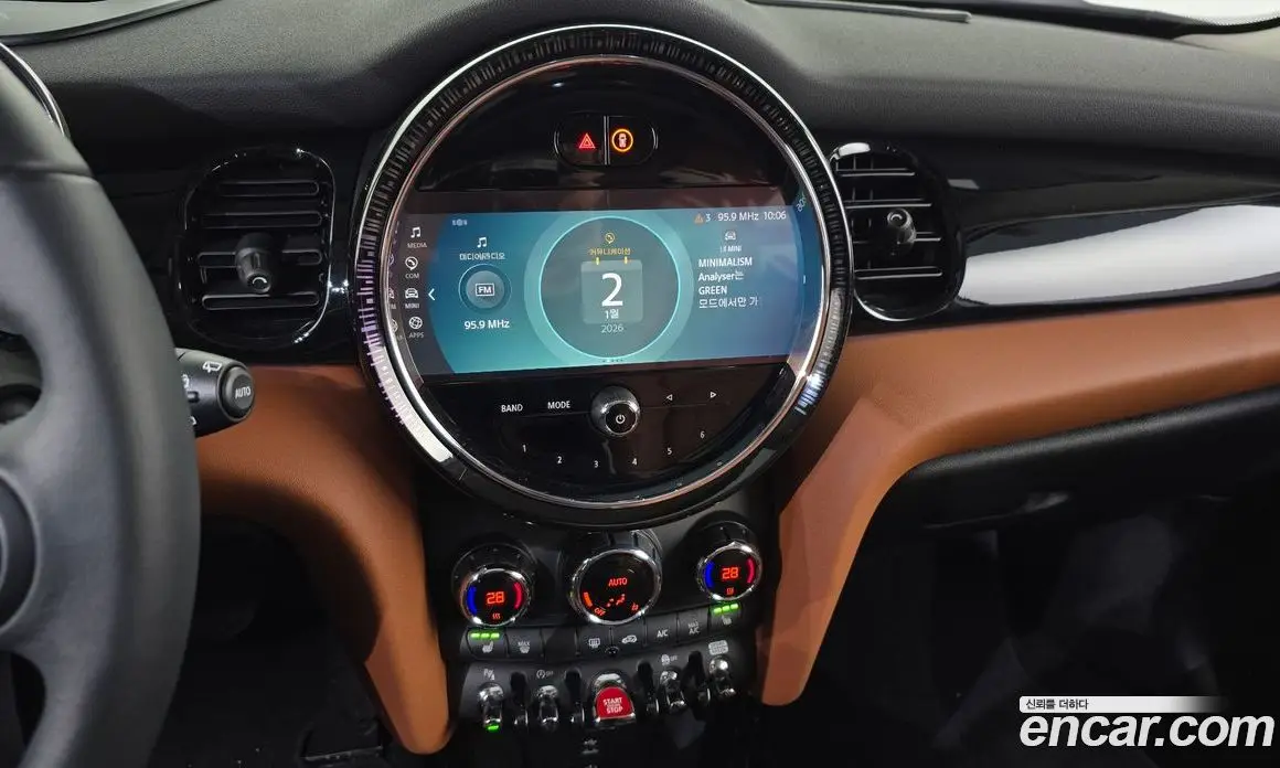Mini Cooper 2023 2.0 автомат (гидро), фото 14