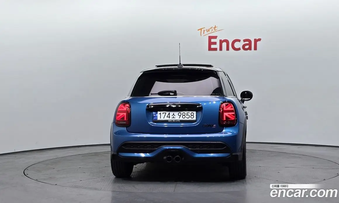 Mini Cooper 2023 2.0 автомат (гидро), фото 4
