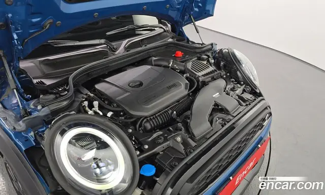 Mini Cooper 2023 2.0 автомат (гидро), миниатюра 6