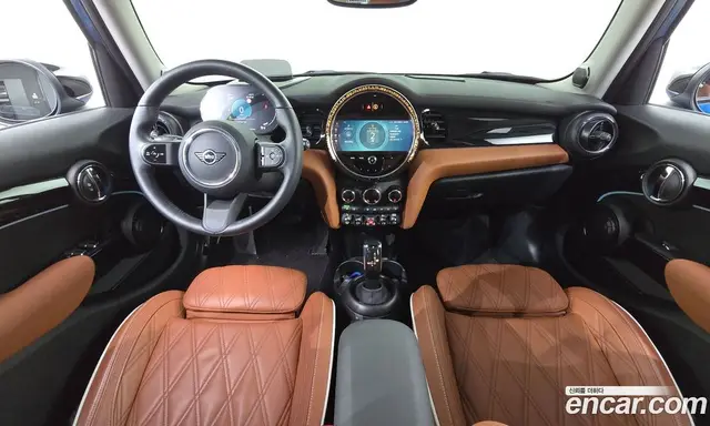 Mini Cooper 2023 2.0 автомат (гидро), миниатюра 7
