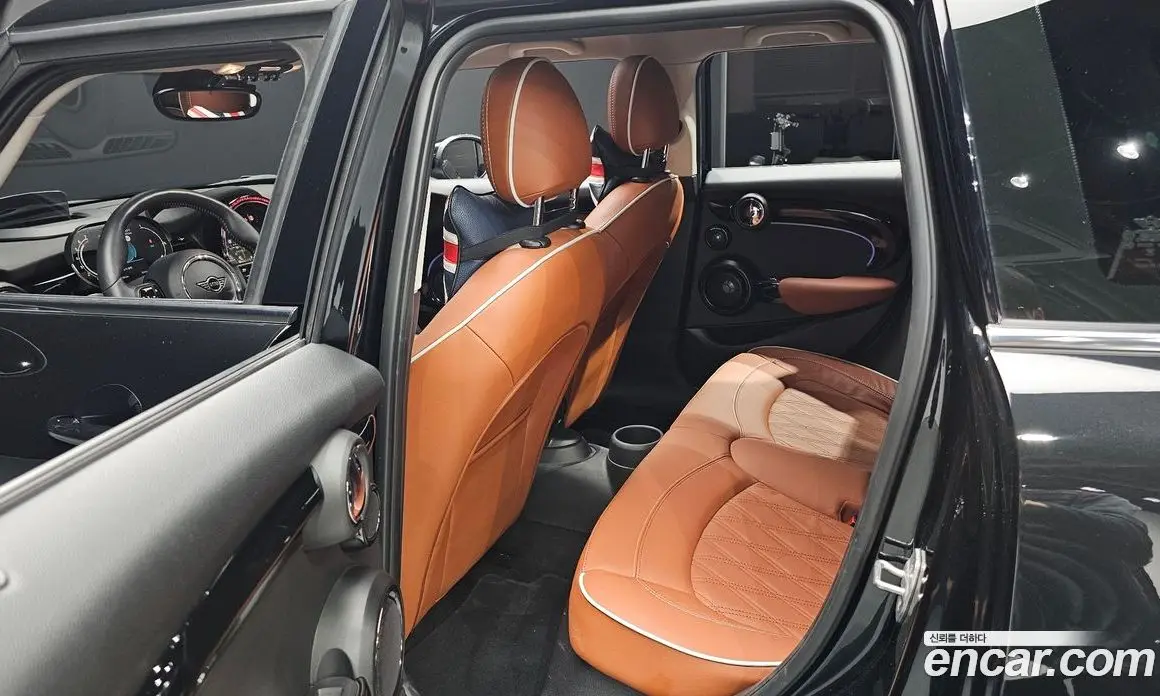 Mini Cooper 2024 2.0 автомат (гидро), фото 18